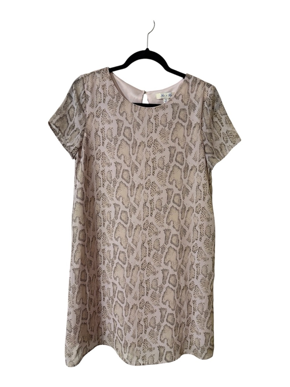She & Sky Snake-Print Short Sleeve Shift Dress